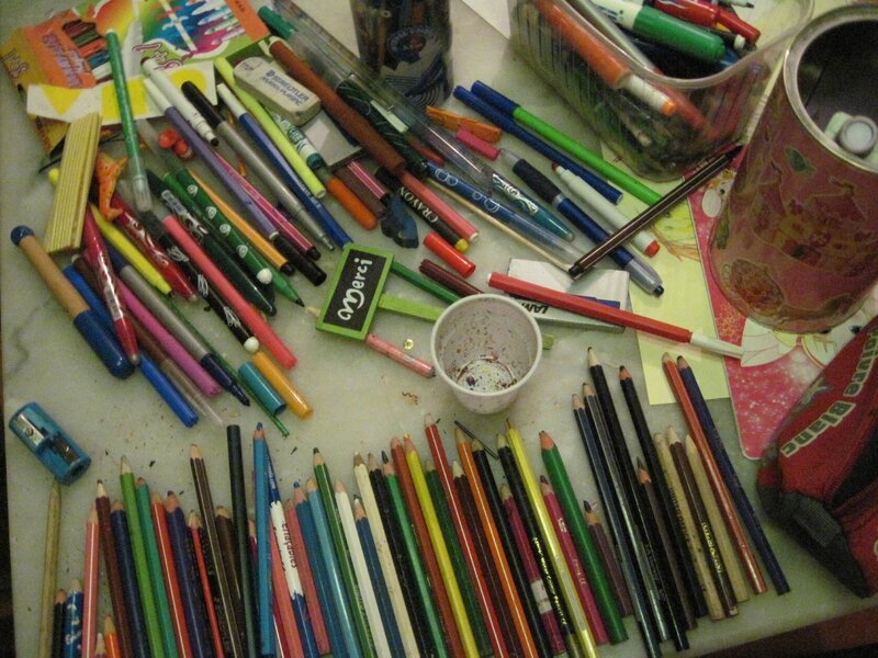 crayons de couleur en vrac