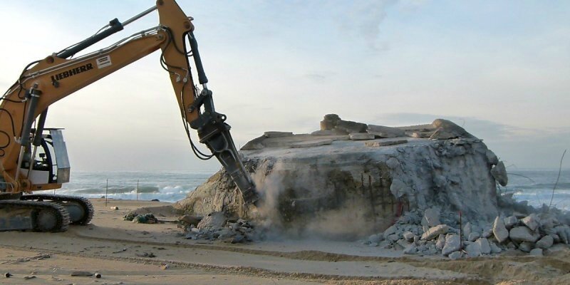 les-engins-ont-attaque-mardi-le-blockhaus-au-sud-de-la_2219798_800x400