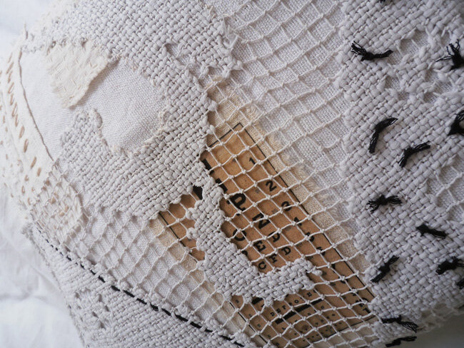 detail_white_c
