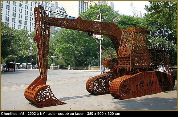 ART-Camion-Wim-Delvoye05