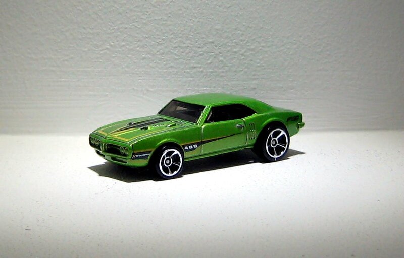 Pontiac firebird 400 de 1967 (Hotwheels 2015)