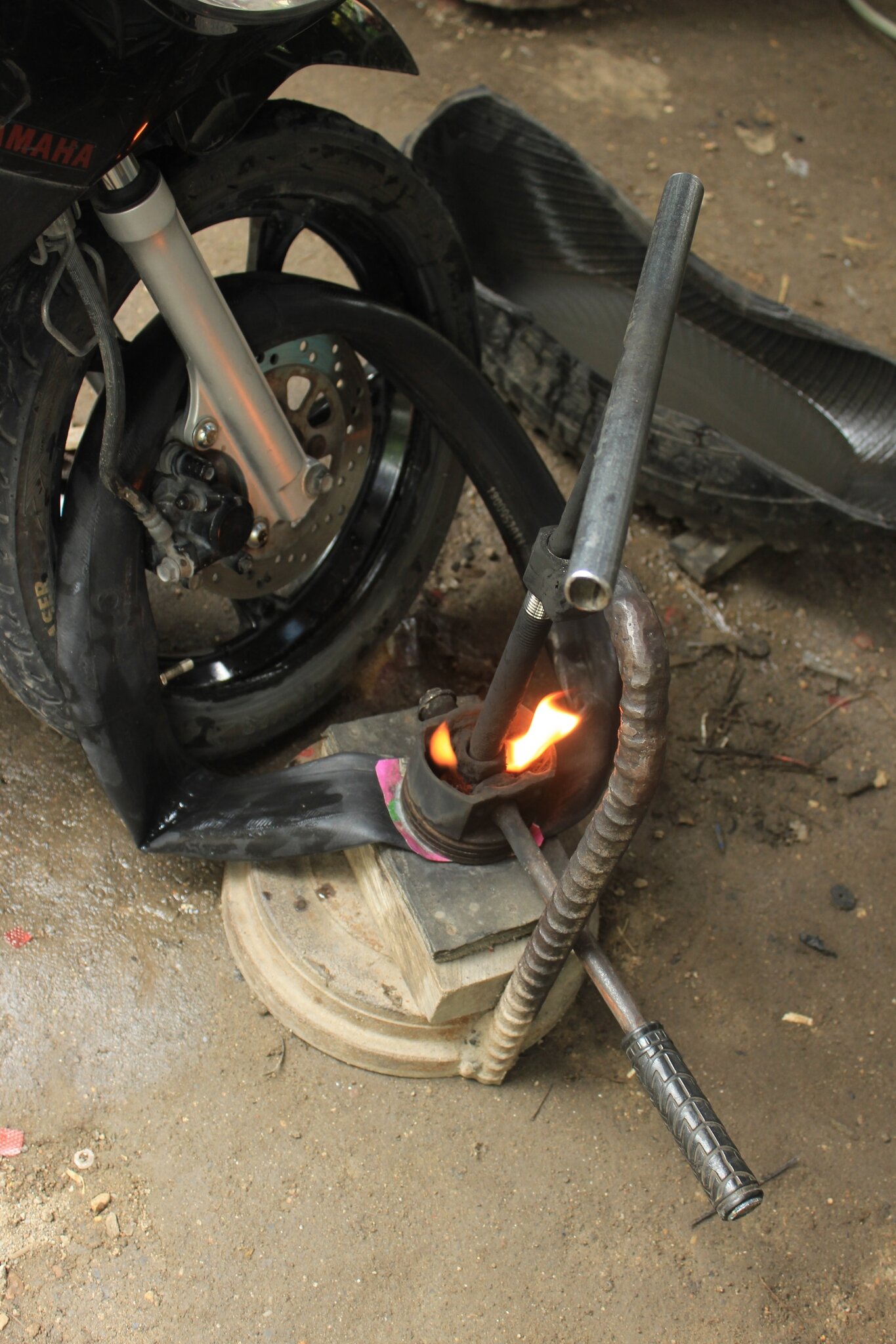 Journée humide autour de Dumaguete en scooter ou ment rouler