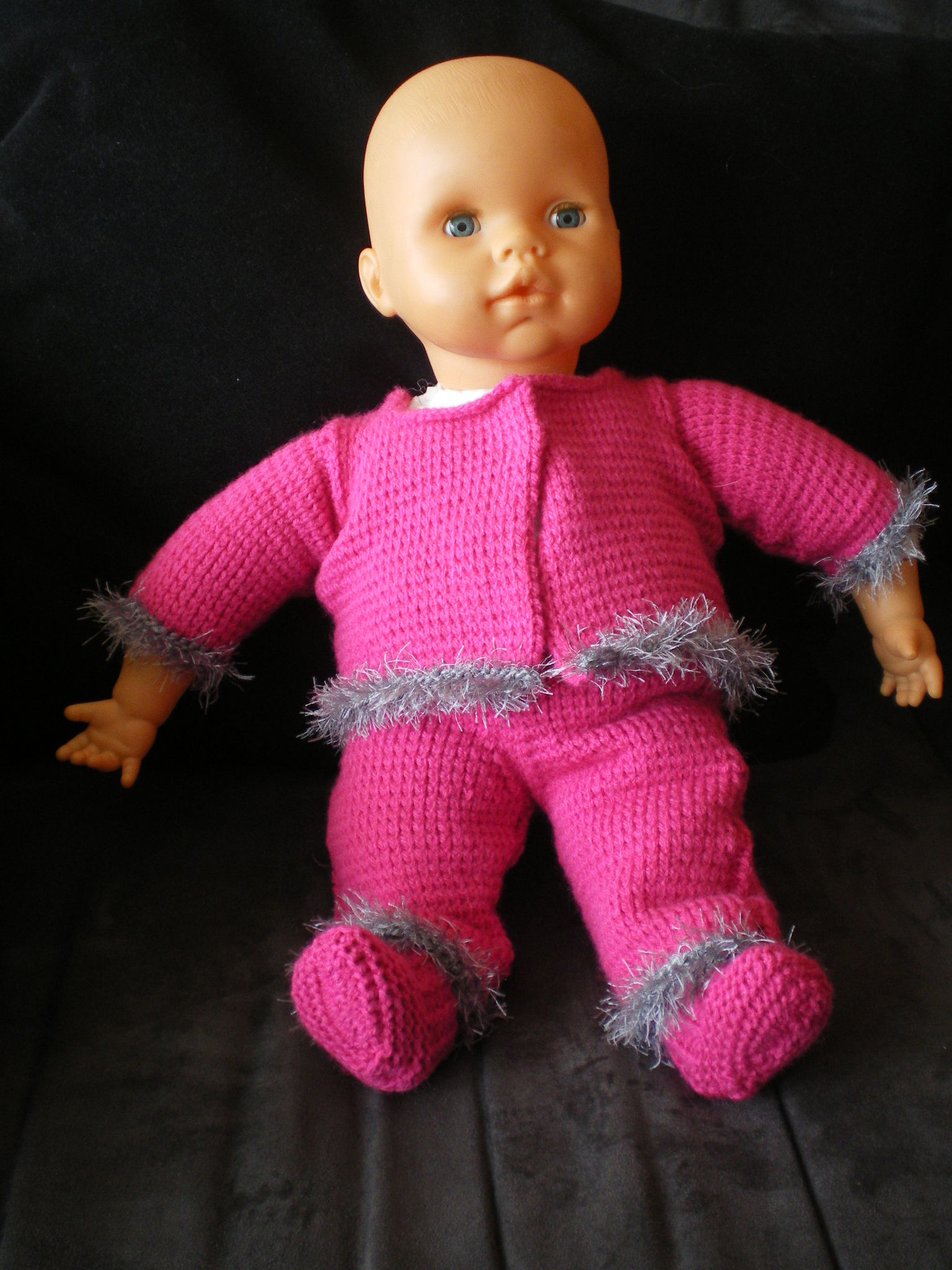 tricoter habit pour poupon