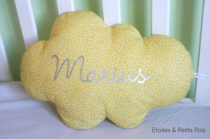 Cuisine Rouge Americaine : Chambre Bébé Jaune Et Gris Ensemble tour de lit gigoteuse matelas Cuisine Rouge Americaine : Chambre Bébé Jaune Et Gris Ensemble tour de lit gigoteuse matelas