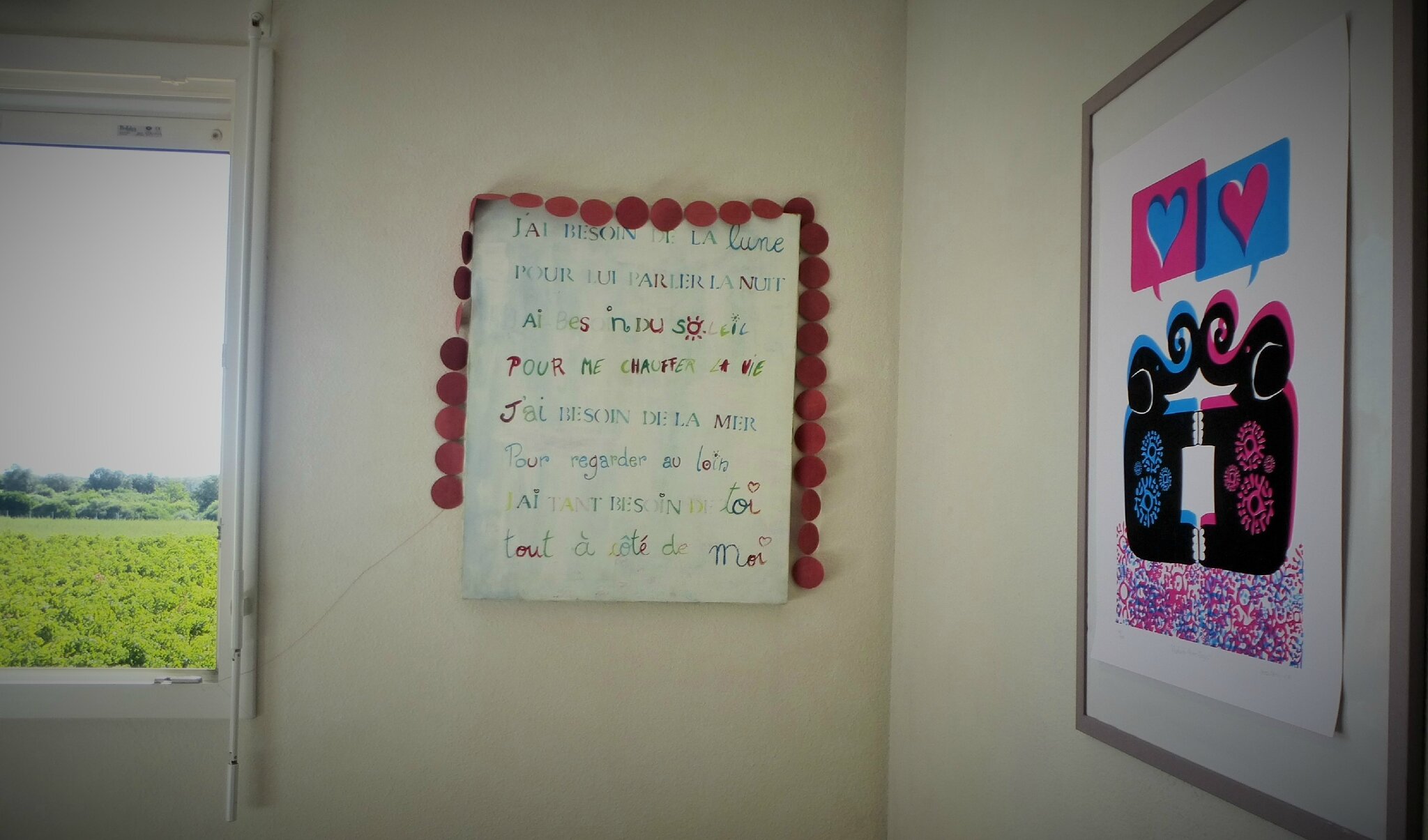 Un tableau dans une chambre à coucher le vent et lou