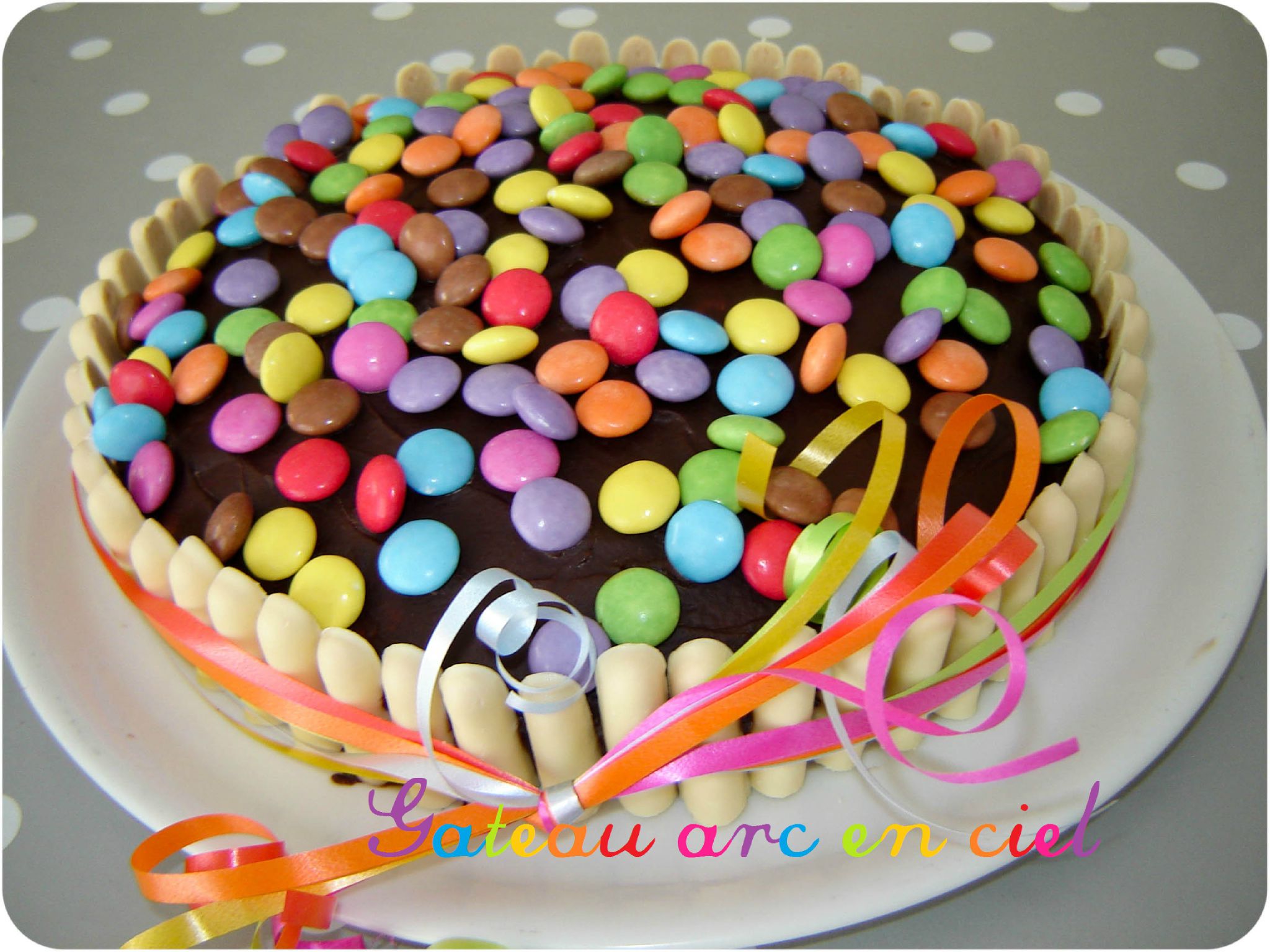 Le gâteau d'anniversaire Petitestetes  - gateau enfant anniversaire
