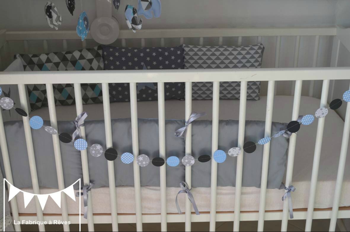Décoration chambre enfant bébé bleu gris noir éléphant formes ...