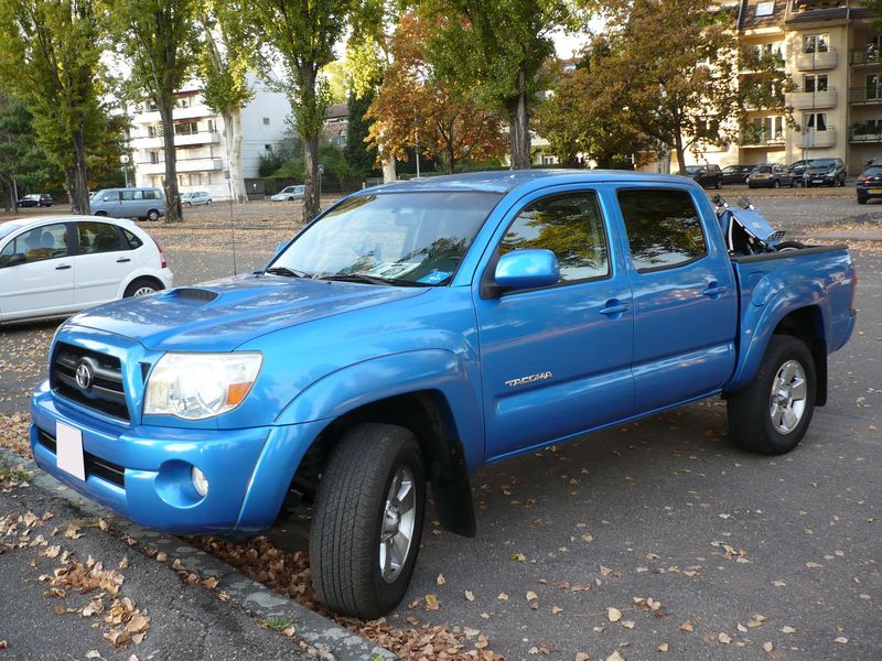 toyota tacoma prerunner v6 srs #2