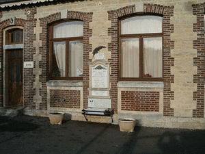 10800___Villemereuil_plaque