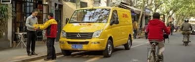 Résultat de recherche d'images pour "les images de DHL"