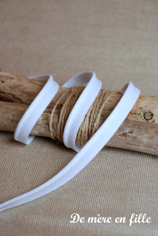 passepoil lin blanc