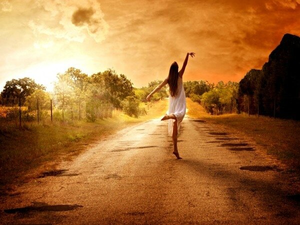 femme debout