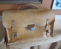 LE SAC MYSTIQUE QUI PHOTOCOPIE DES BILLETS DE BANQUE