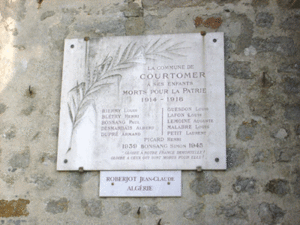 77390 - Courtomer