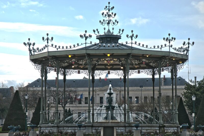 angers-kiosque-1HDR2