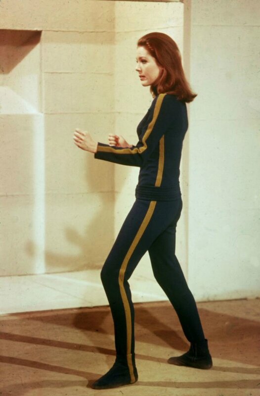 Emma-defense_suit