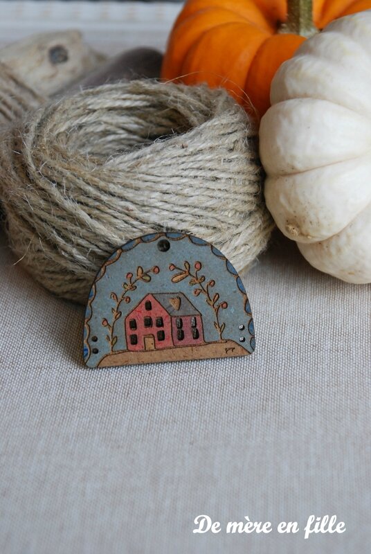 Maison demi-cercle fond bleu
