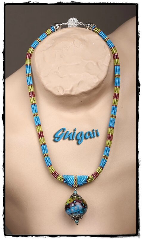 Collier Cerulean Blue (1)f