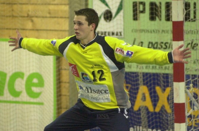 en-2003-a-meme-pas-18-ans-mickael-robin-decouvrait-la-d1-avec-selestat-photo-archives-dna