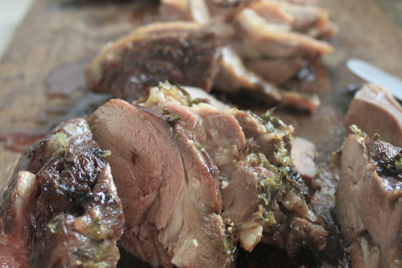 Gigot d'agneau mariné aux algues