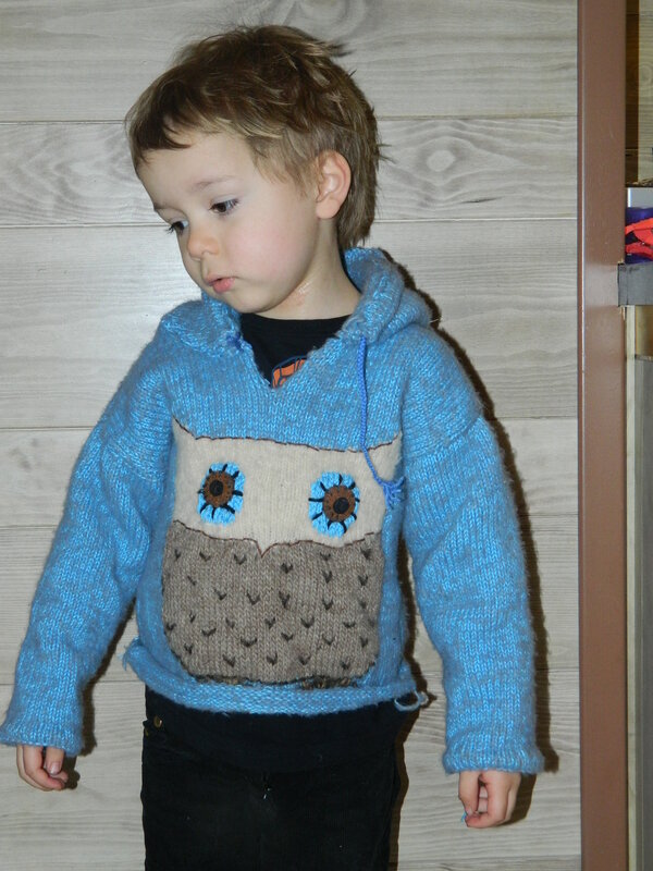 Basile pose...