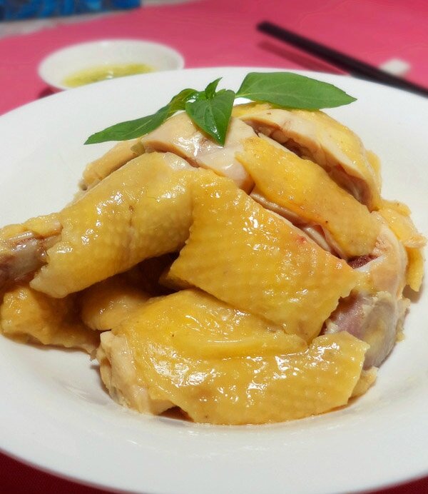 Recette plat chinois Poulet bouilli au gingembre (White Cut Chicken, 白切鸡) tradition culinaire