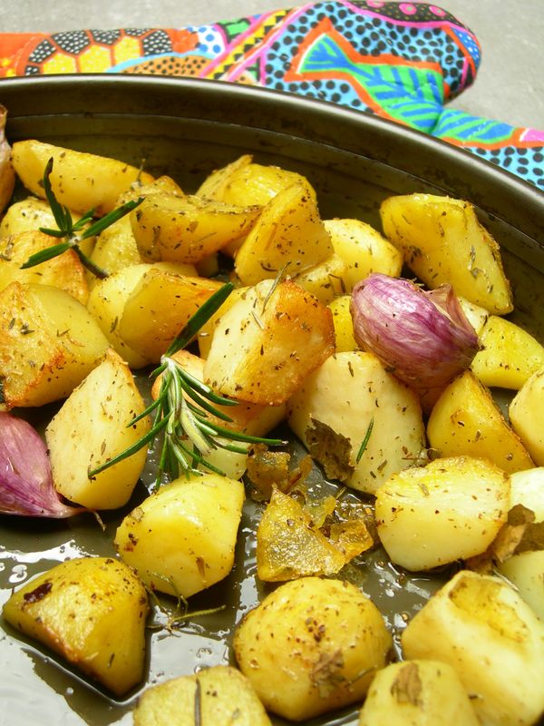 Pommes de terre au four ail et thym - une autre cuisine